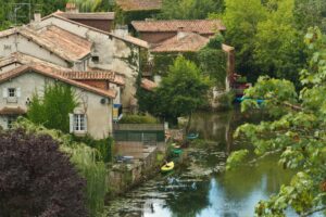 Lire la suite à propos de l’article Une toiture charentaise, c’est possible